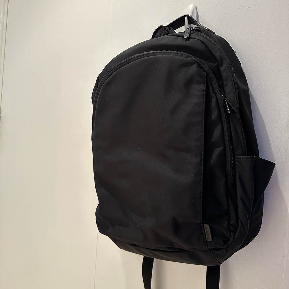 Away Everywhere Backpack (zipper detached)